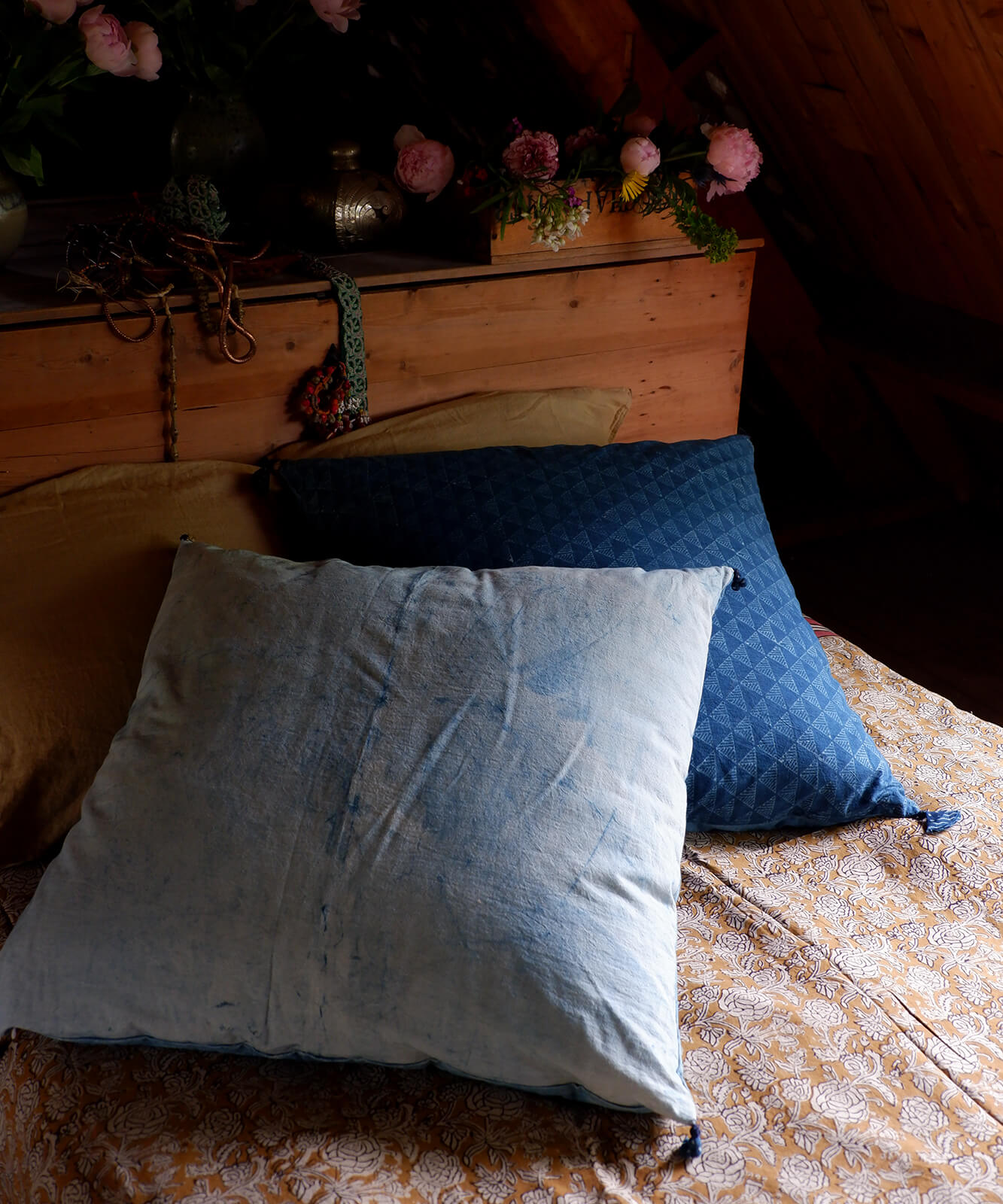 Solid Tie Dye Pillow Large