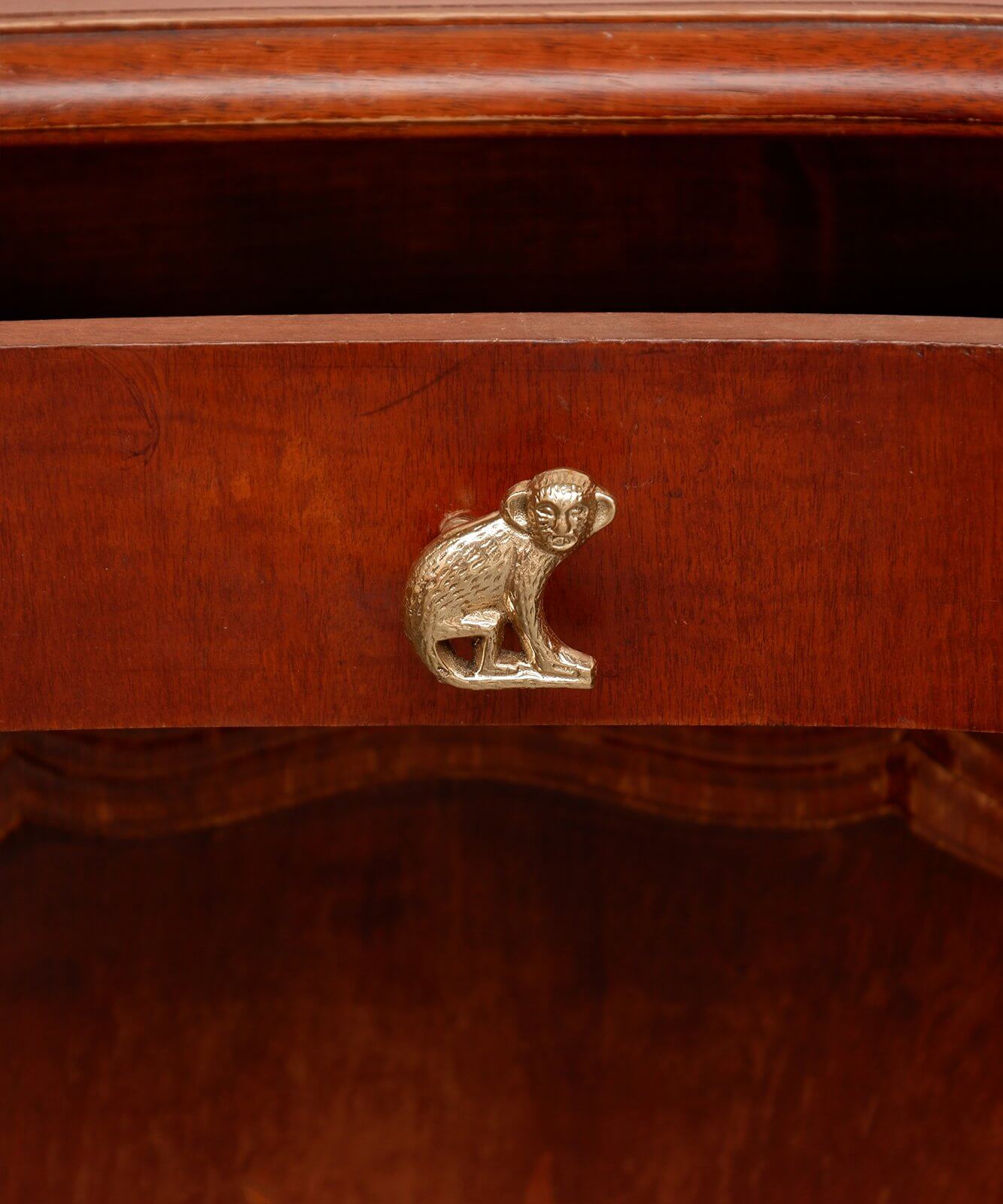 Peppin Monkey Knob Left