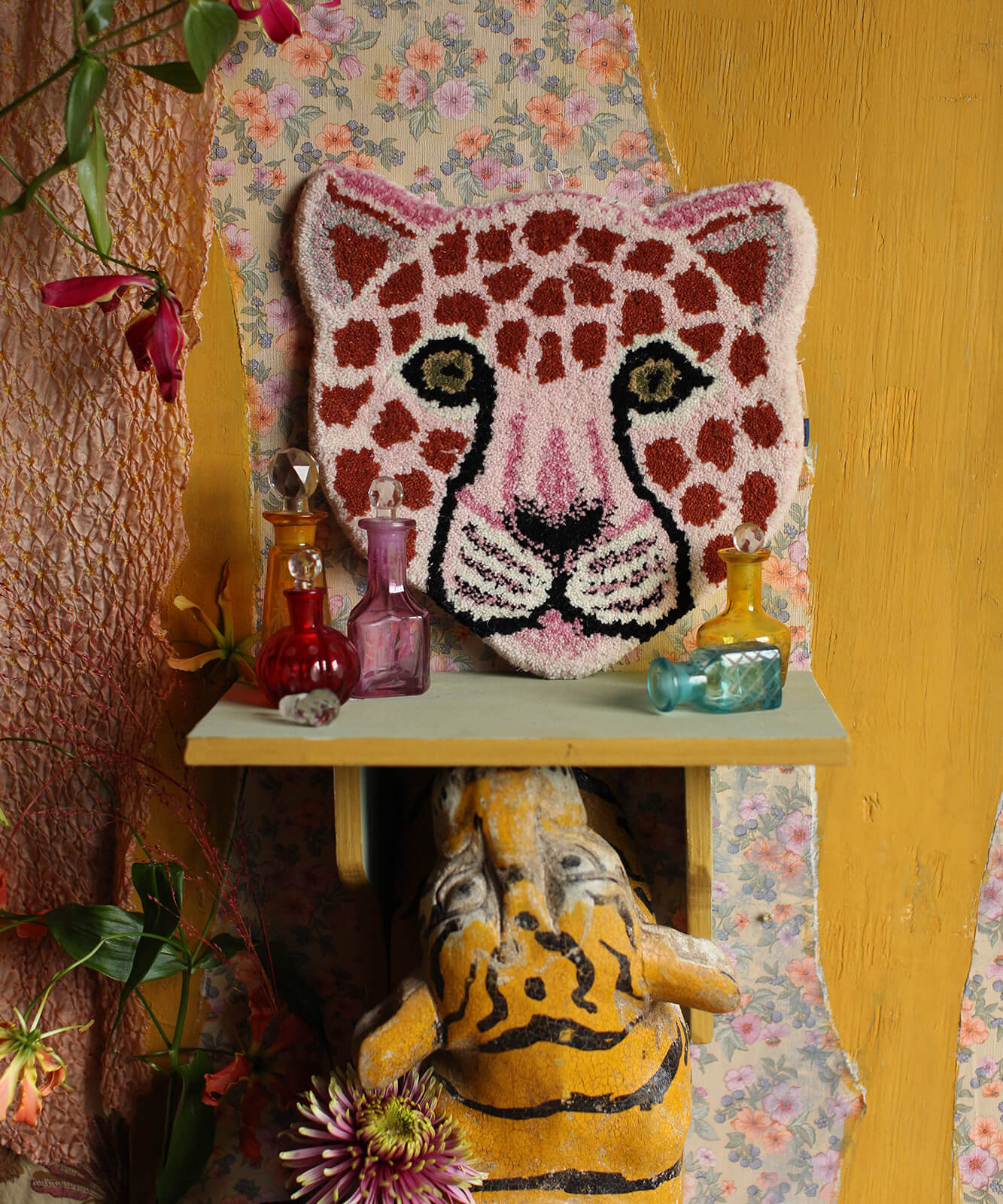 Pinky Leopard Head Rug