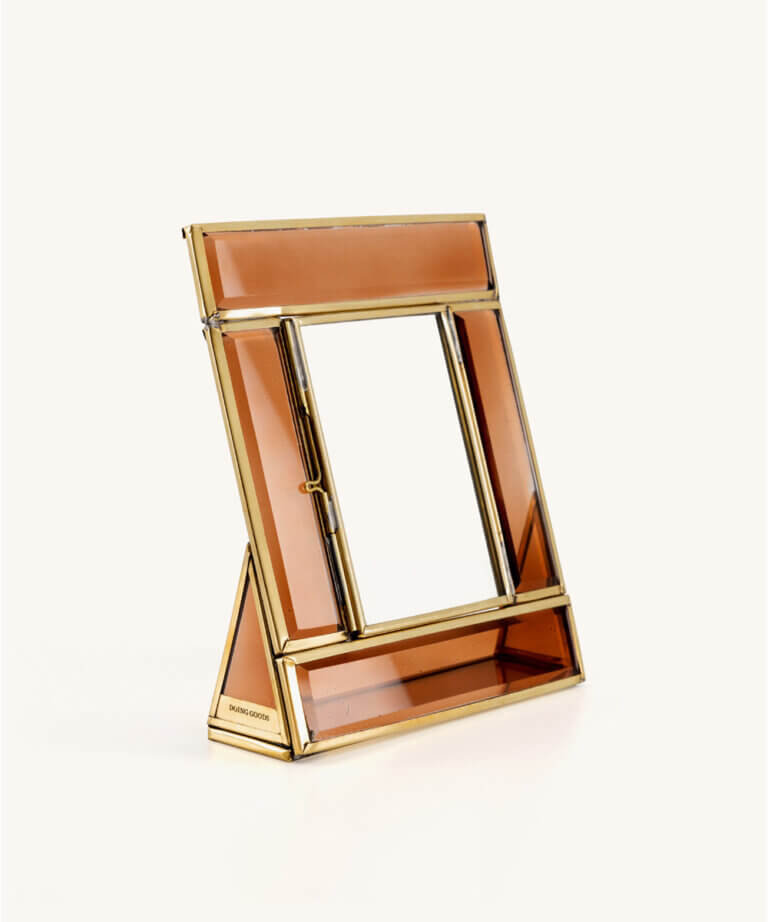 Bonnie Colored Frame Small Amber (in giftbox)
