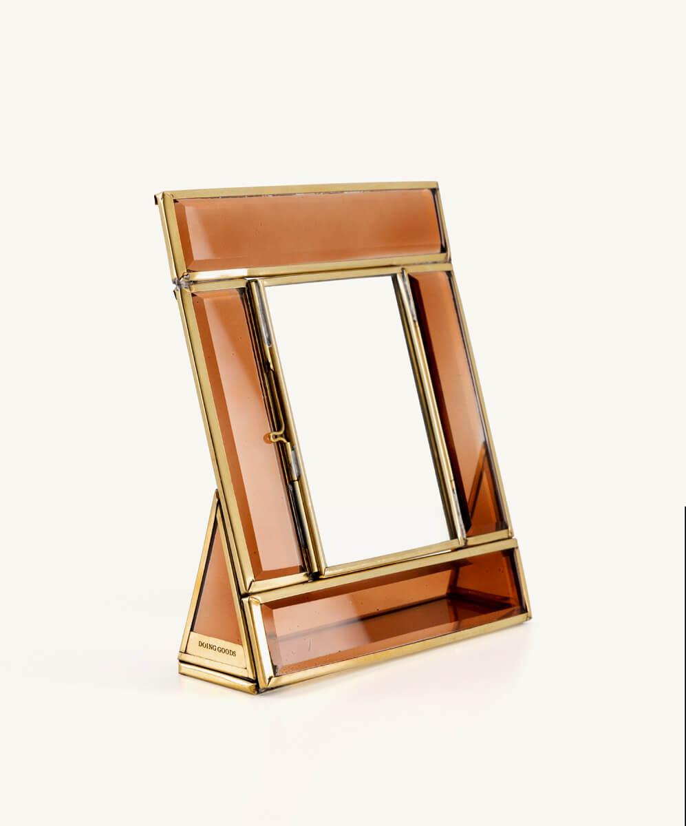 Bonnie Colored Frame Small Amber (in giftbox)