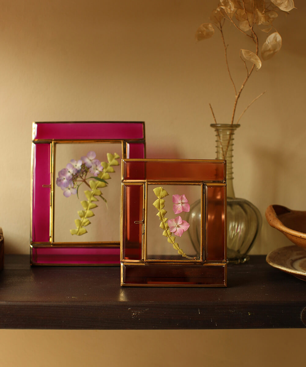 Bonnie Colored Frame Small Amber (in giftbox)