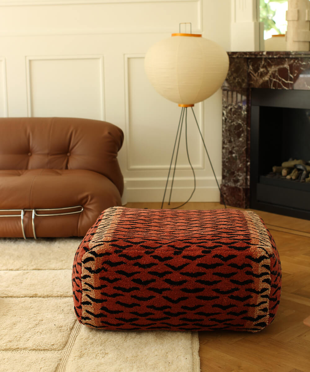 Tula Tiger Pouf