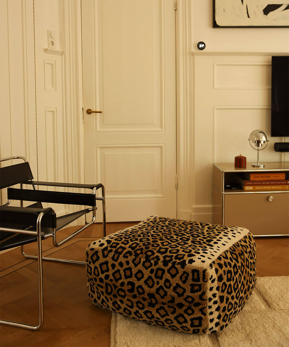 Leopard Pouf