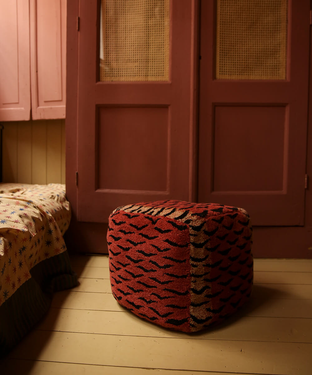 Tula Tiger Pouf Small